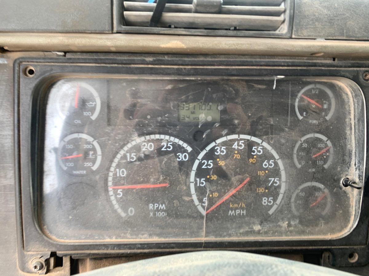 Used 2008 FREIGHTLINER COLUMBIA 120