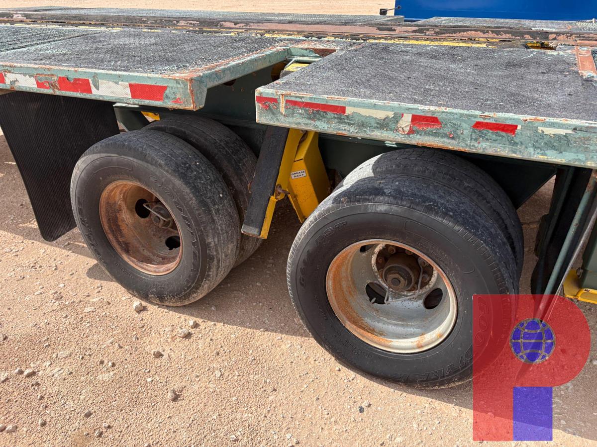 Used FORUM 40’ X 8’4” T/A GOOSENECK HYDRAULIC PIPE HANDLER TRAILER