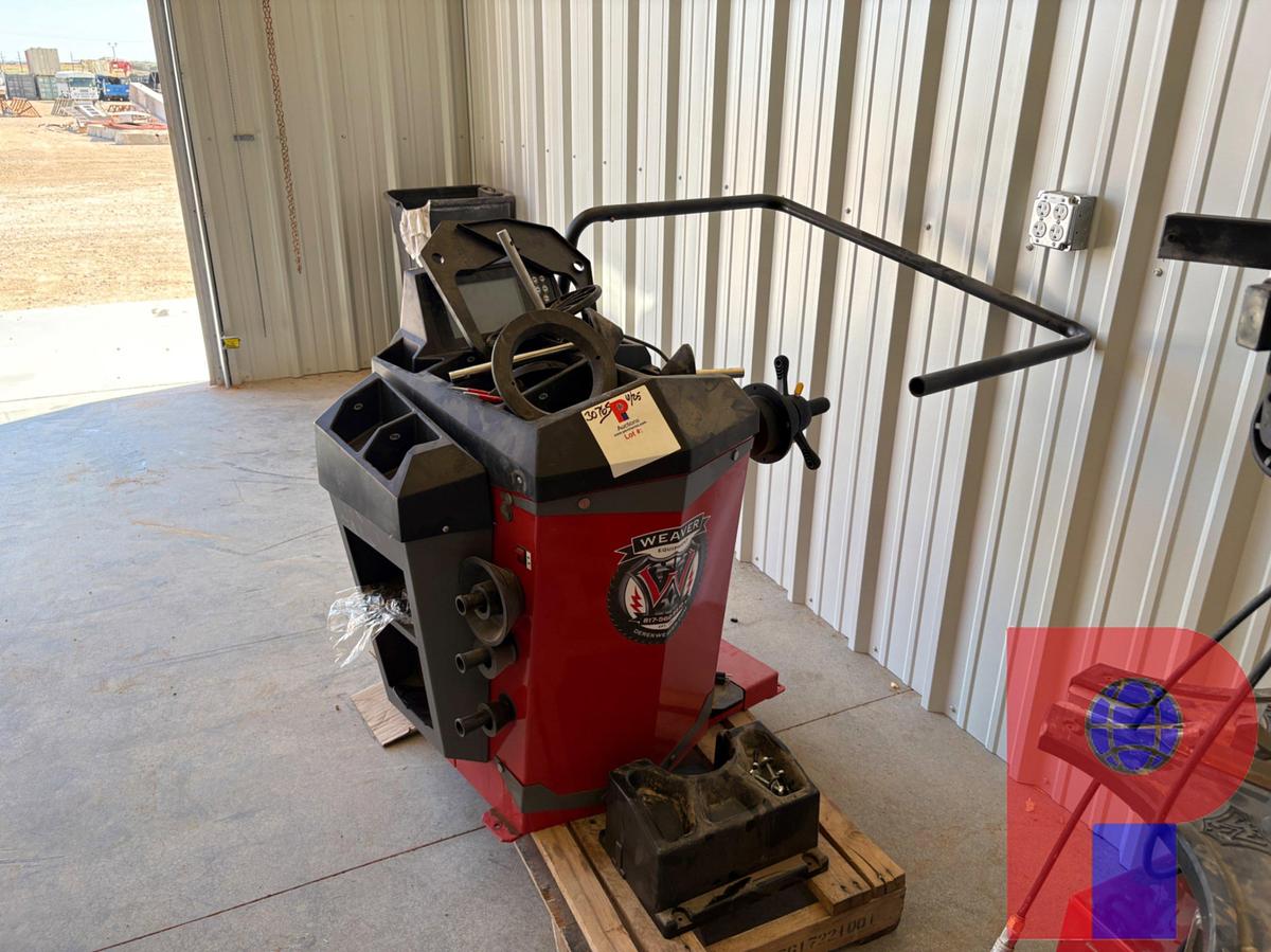 Used WEAVER W-987 COMPUTER WHEEL BALANCER