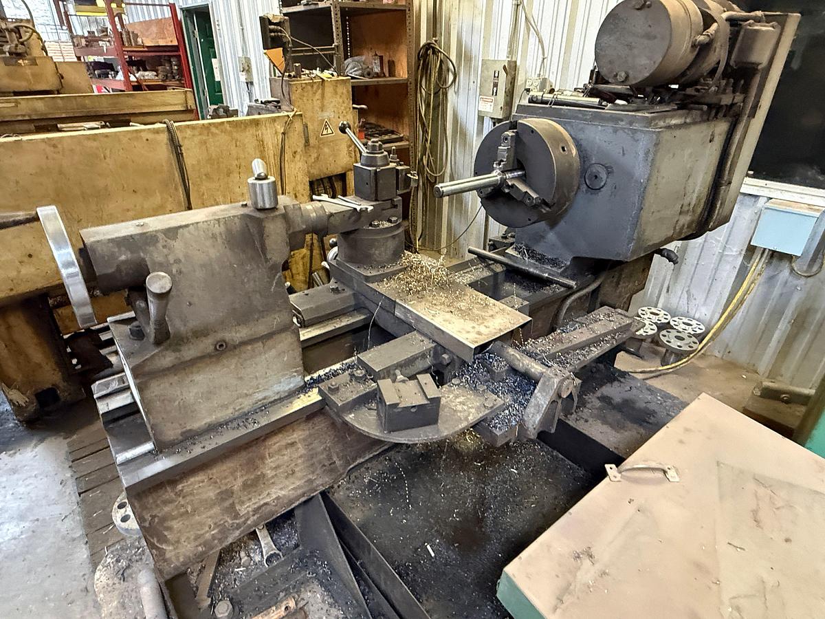 Used STANDARD-MODERN TOOL CO. MODEL 41570 26”x30” BENCH LATHE