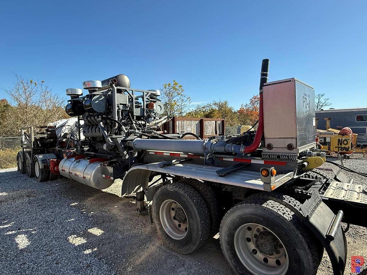 Used 2012 UE MANUFACTURING 2250 HP QUINTUPLEX 3-AXLE FRAC PUMP TRAILER