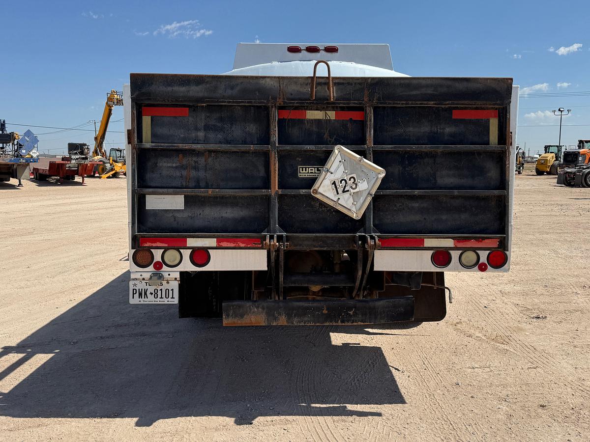 Used 2015 HINO 338 S/A DAYCAB 2,500 GALLON FUEL TRUCK