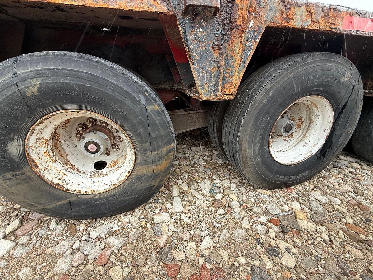 Used 1981 LUFKIN  34' X 96" 3-AXLE NARROW NECK LOWBOY TRAILER