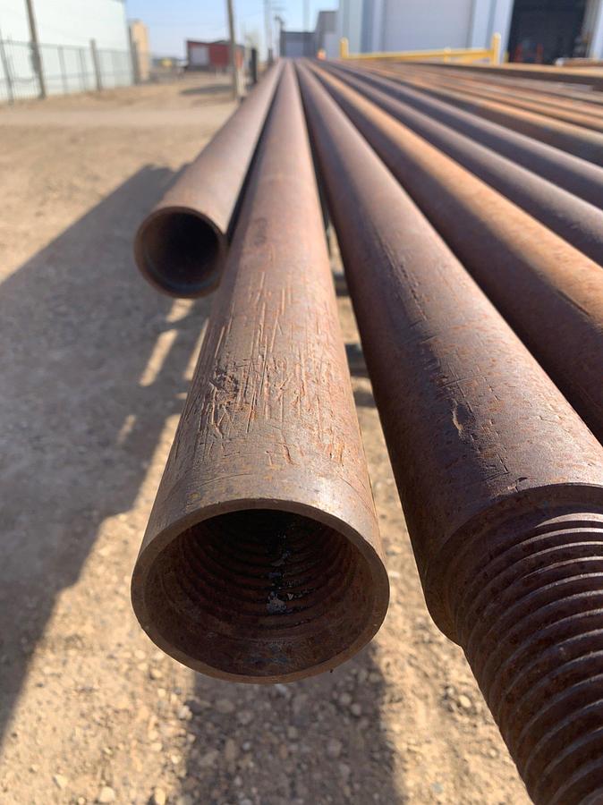 Used 2 7/8” OD x 1 3/8” ID x 28.84’ L Slick Drill Collar w/ 2 3/8 REG Connections