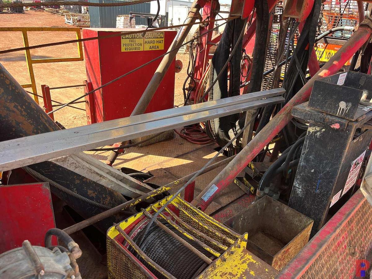 Used 2014 SERVICE KING 575 DD 104’-250K 5-AXLE WELL SERVICE WORKOVER RIG
