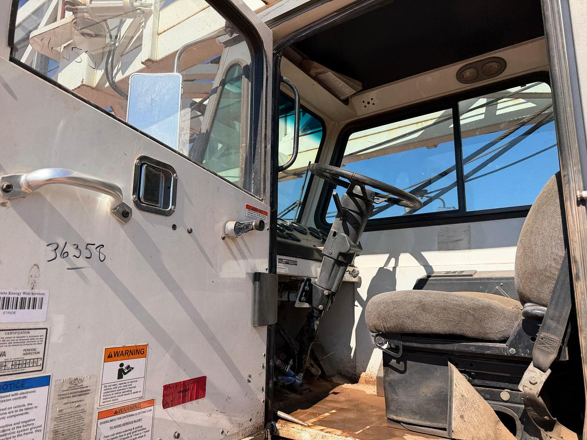 Used 2006 TAYLOR C500 DD 104'-250K 5-AXLE WELL SERVICE WORKOVER RIG
