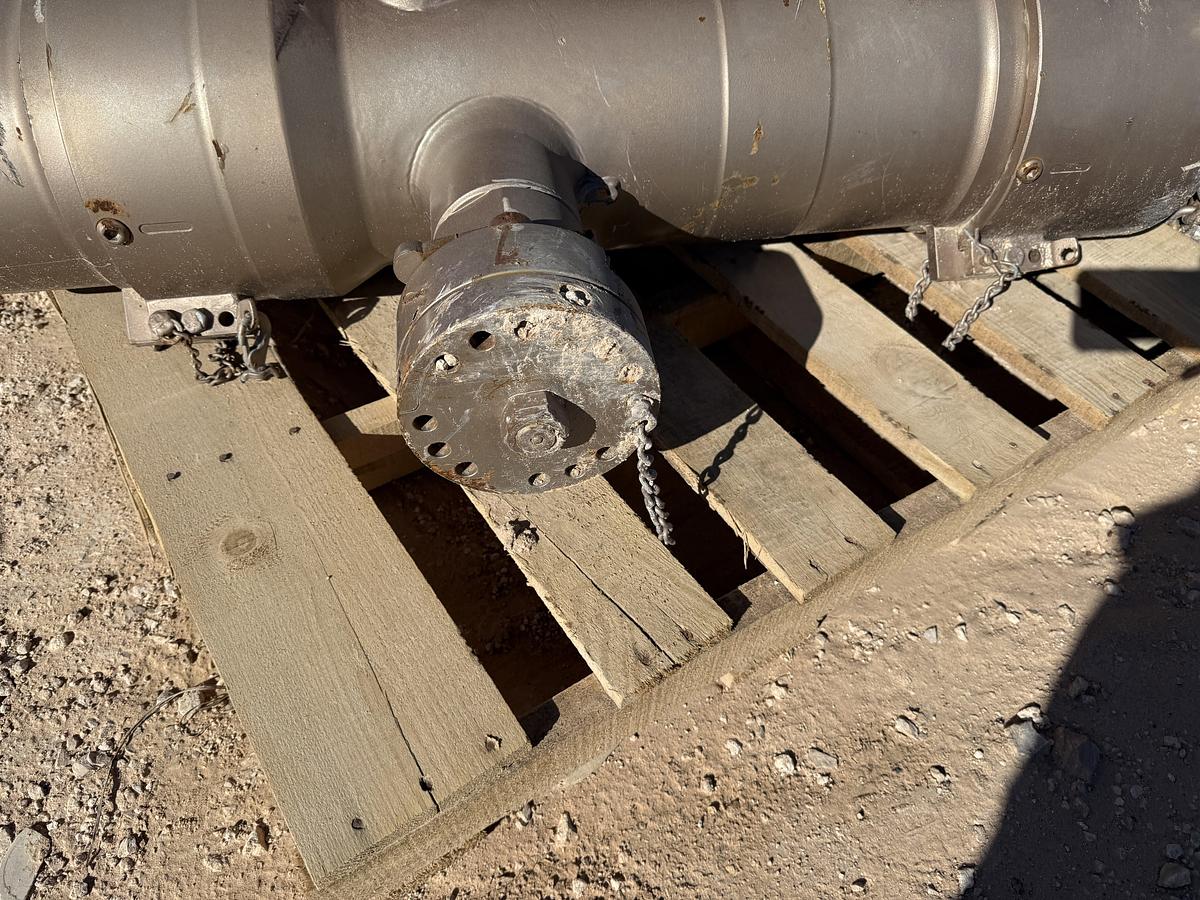 Used (1) MULTI-SIZE SINGLE PLUG CEMENT HEAD