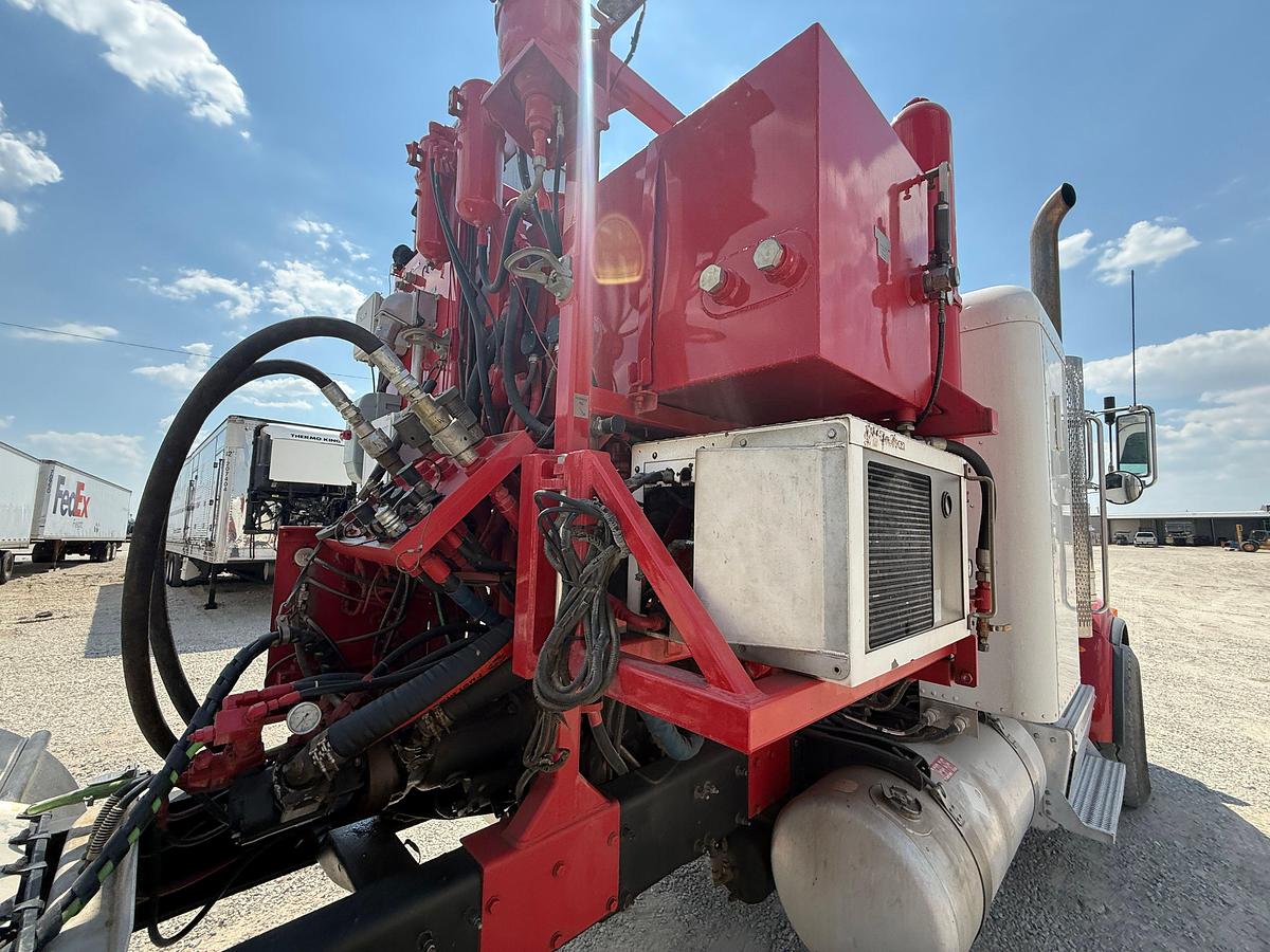 Used 2013 PETERBILT 367 TRI-DRIVE COILED TUBING SUPPORT WET KIT TRUCK