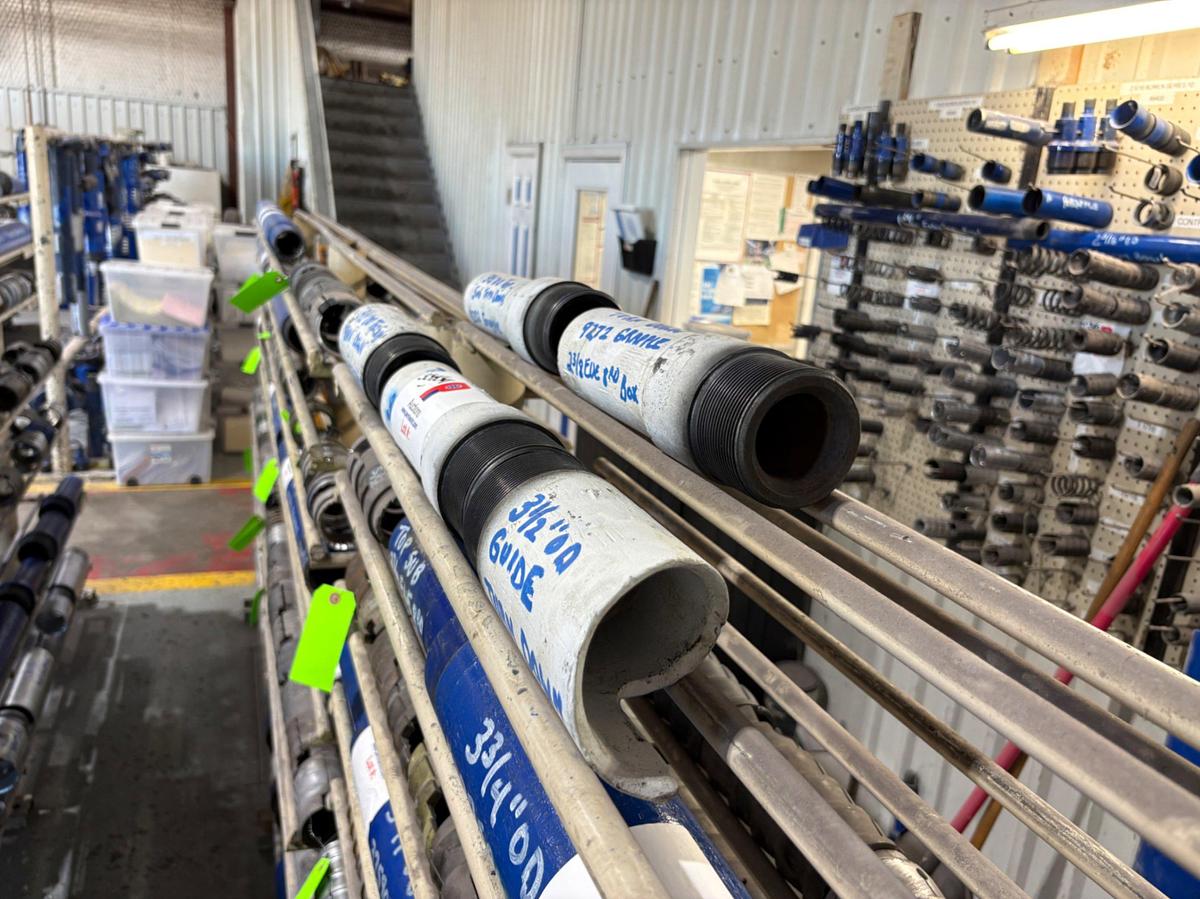 Used (5x$) (4) 3-1/2”od top subs & (1) 3-1/2” cut lip guide, GR9272