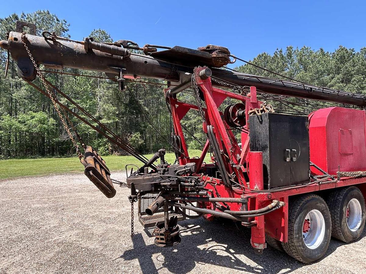 Used FRANKS 658 DD 67'-65,000 13-5/8" X 11" SINGLE POLE WELL SERVICE WORKOVER RIG