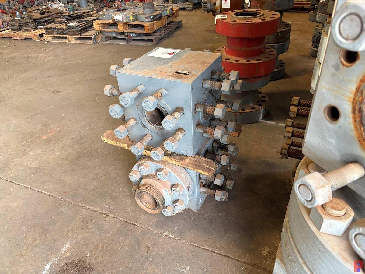 Used (2X$) 4-1/16” 15K FLUID CROSSES