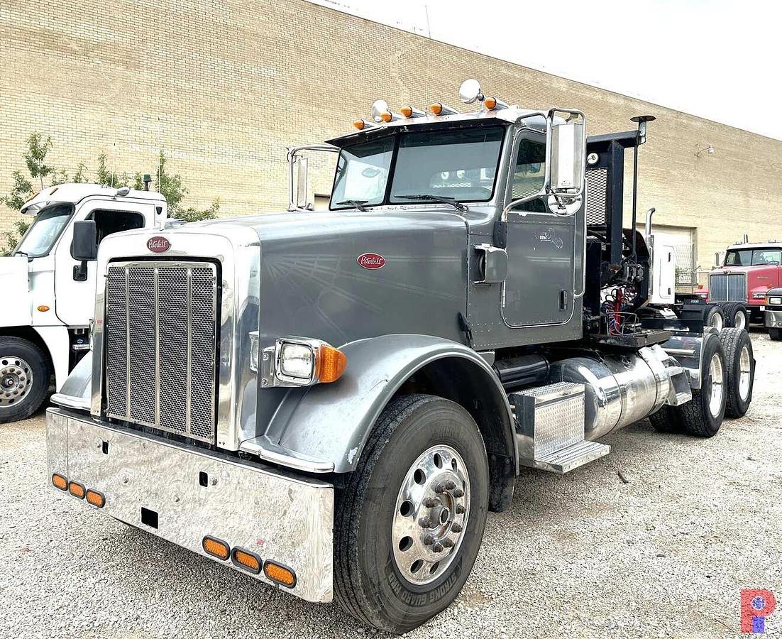Used 2012 PETERBILT 367 T/A WINCH TRUCK