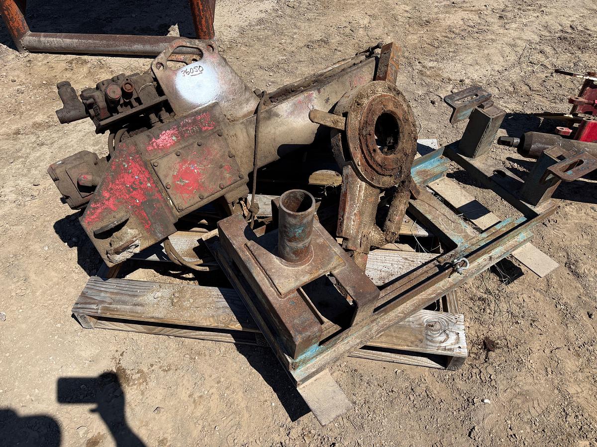 Used MAVERICK M58-60 HYD POWER TUBING TONG W/ BACK-UP, TRANSPORT SKID F/ PARTS (INCOMPLETE)