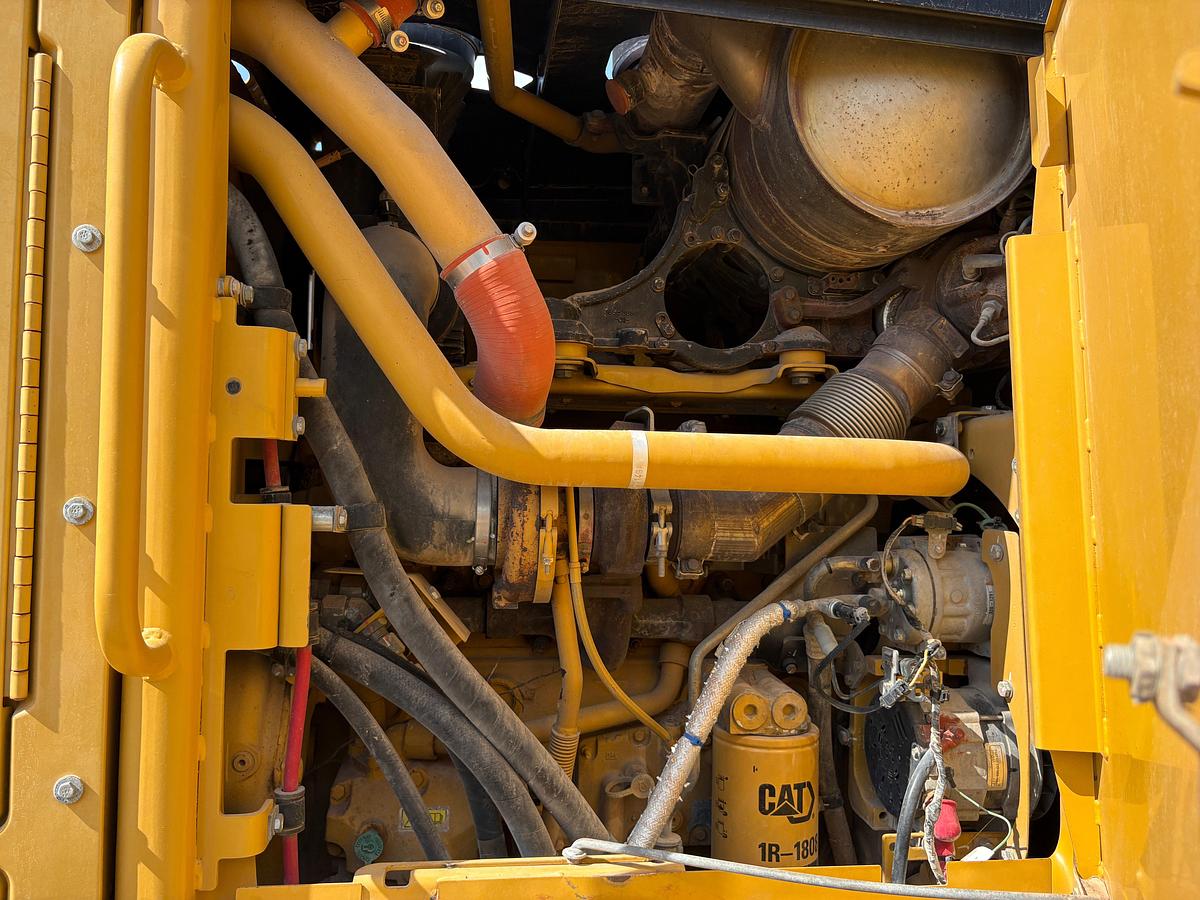 Used 2012 CATERPILLAR 140M2-AWD MOTOR GRADER