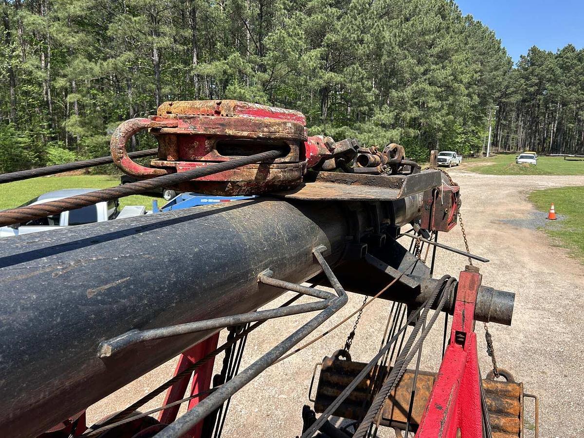 Used FRANKS 658 DD 67'-65,000 13-5/8" X 11" SINGLE POLE WELL SERVICE WORKOVER RIG