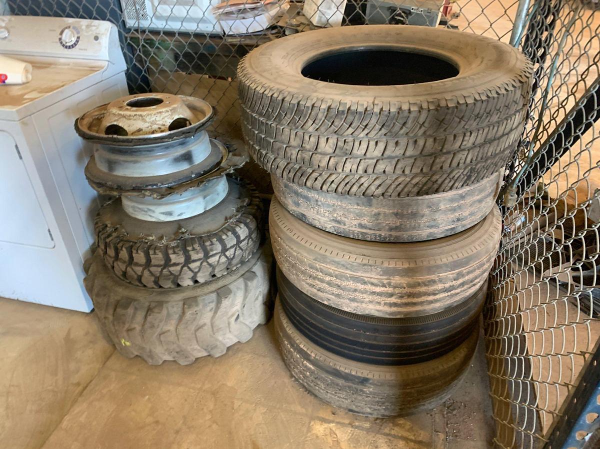 Used 24 Pickups Tires and 10 Wheels