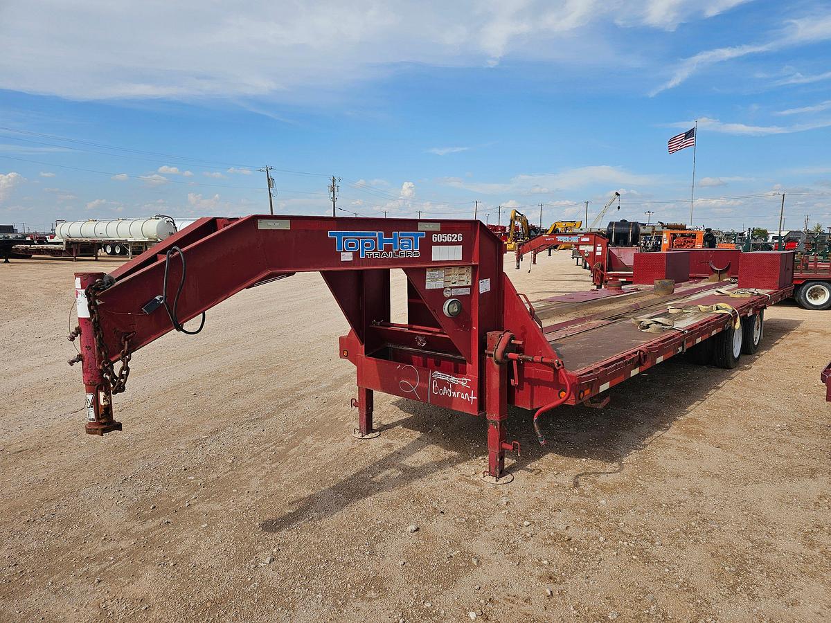 Used 2013 TOP HAT TRAILERS 30’ X 102” T/A GOOSENECK TOOL TRANSPORT TRAILER