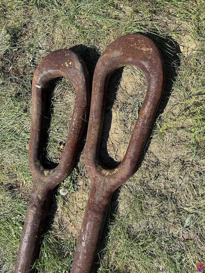 Used (2) 1-3/4” X 72” ELEVATOR LINK
