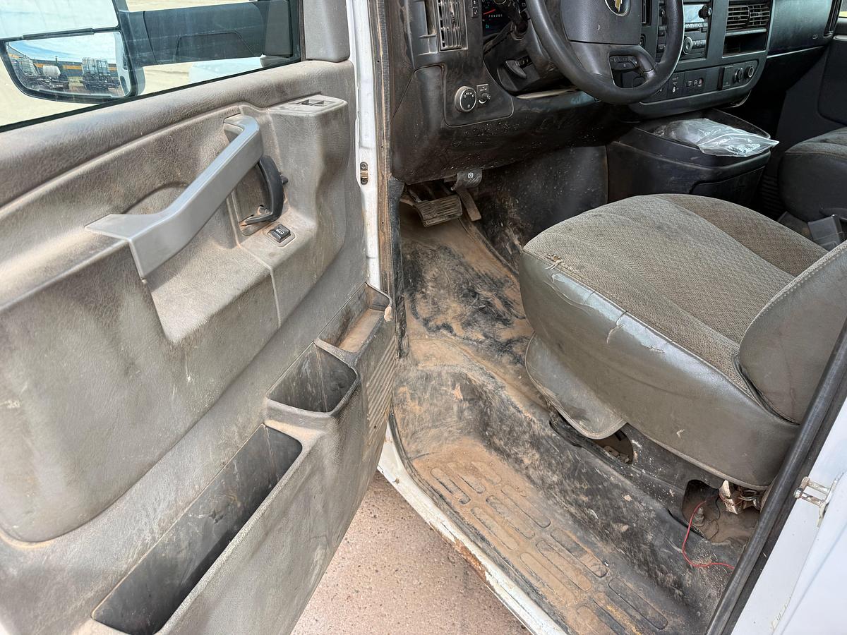 Used 2018 CHEVROLET  EXPRESS 10K WP TORQUE & TEST CARGO TRUCK