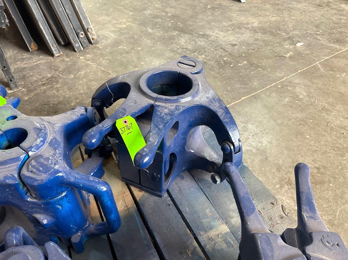 Used BV 4-1/2” 100 ton Elevator