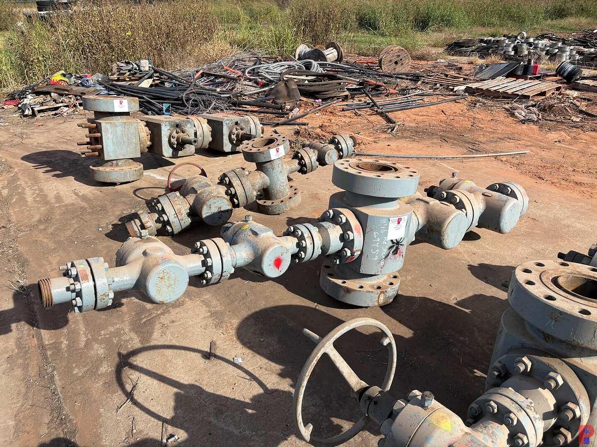 Used 7-1/16” FLUID CROSS W/ (2) 4-1/16” 10K & (2) 2-1/16” 10K GATE VALVES