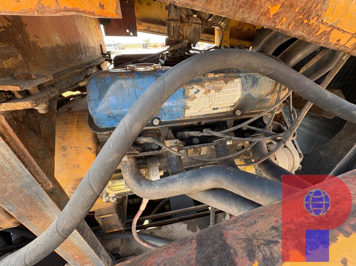 Used TEXOMA 330 PRESSURE DIGGER MTD ON 1983 FORD LT9000 T/A DAYCAB TRUCK