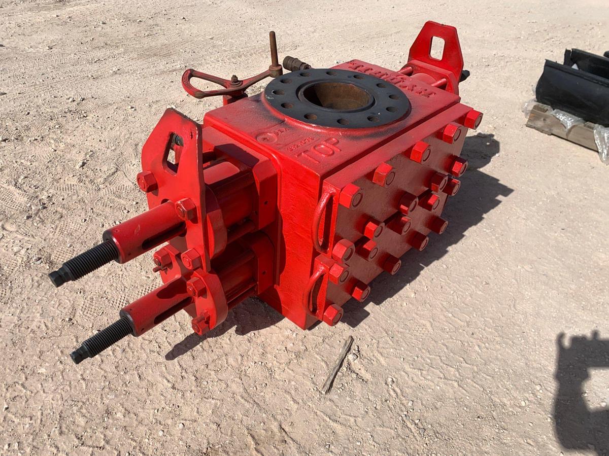 Used Hydril 7-1/16 5K Double BOP w/ 2-1/16 Manual Gate Valve
