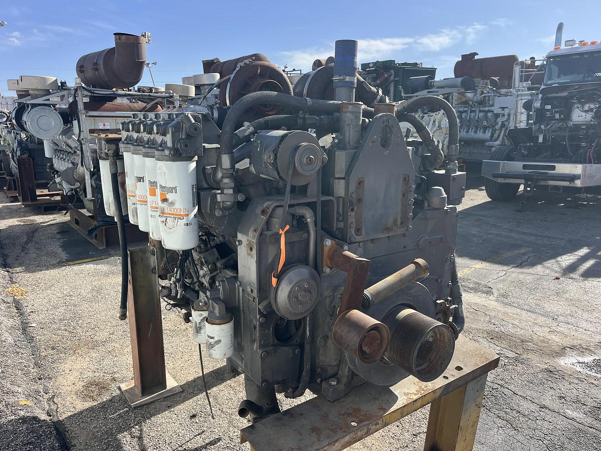 Used 2004 CUMMINS QST30-C 1350 HP CPL 8372 DIESEL PUMP ENGINE