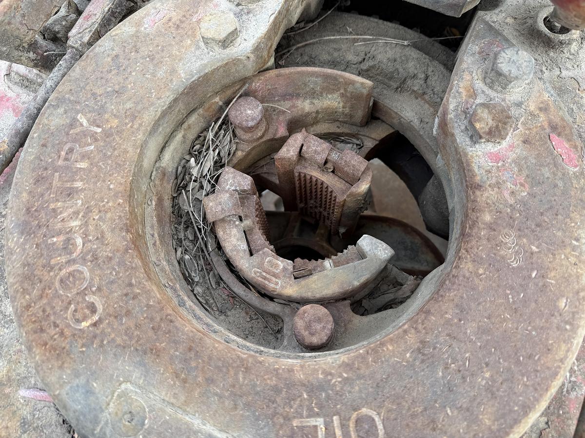 Used OIL COUNTRY 55000 HYD. TUBING TONG DRESSED W/ BACK UP