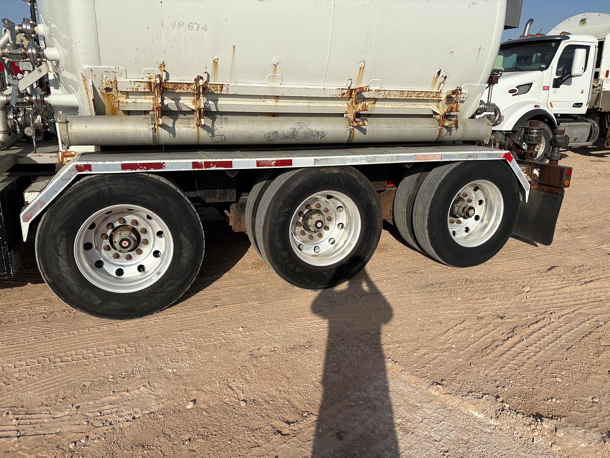 Used 2005 LORNE’S 3-AXLE CS&P QUINTAPLEX NITROGEN PUMP TRAILER