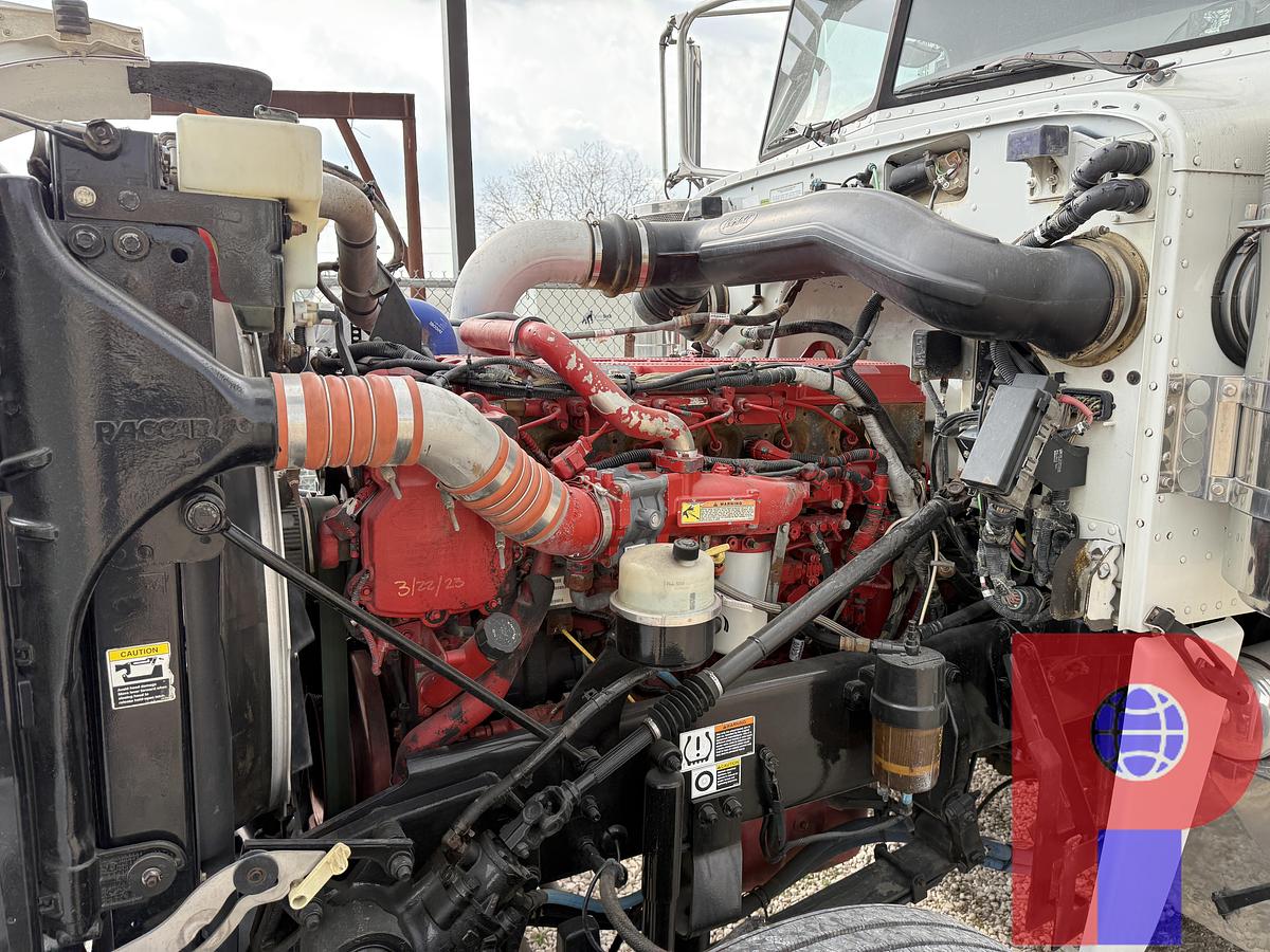 Used 2014 PETERBILT 388 T/A DUMP TRUCK