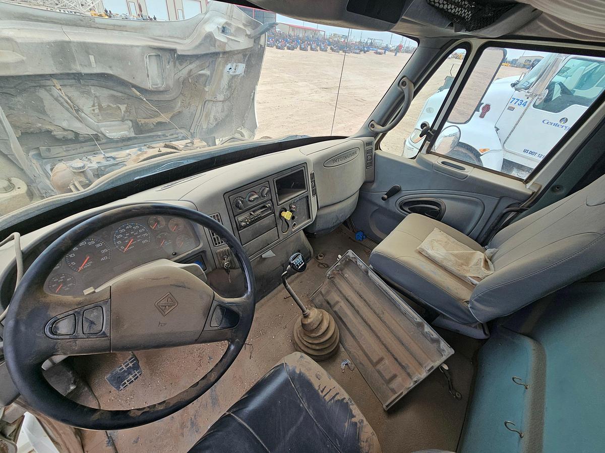Used 2007 INTERNATIONAL DURASTAR 4300 S/A DAYCAB FUEL TRUCK (Inoperable)