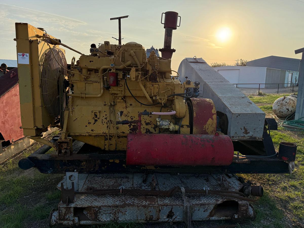 Used CONTINENTAL EMSCO D-700 DUPLEX MUD PUMP P/B CAT D353