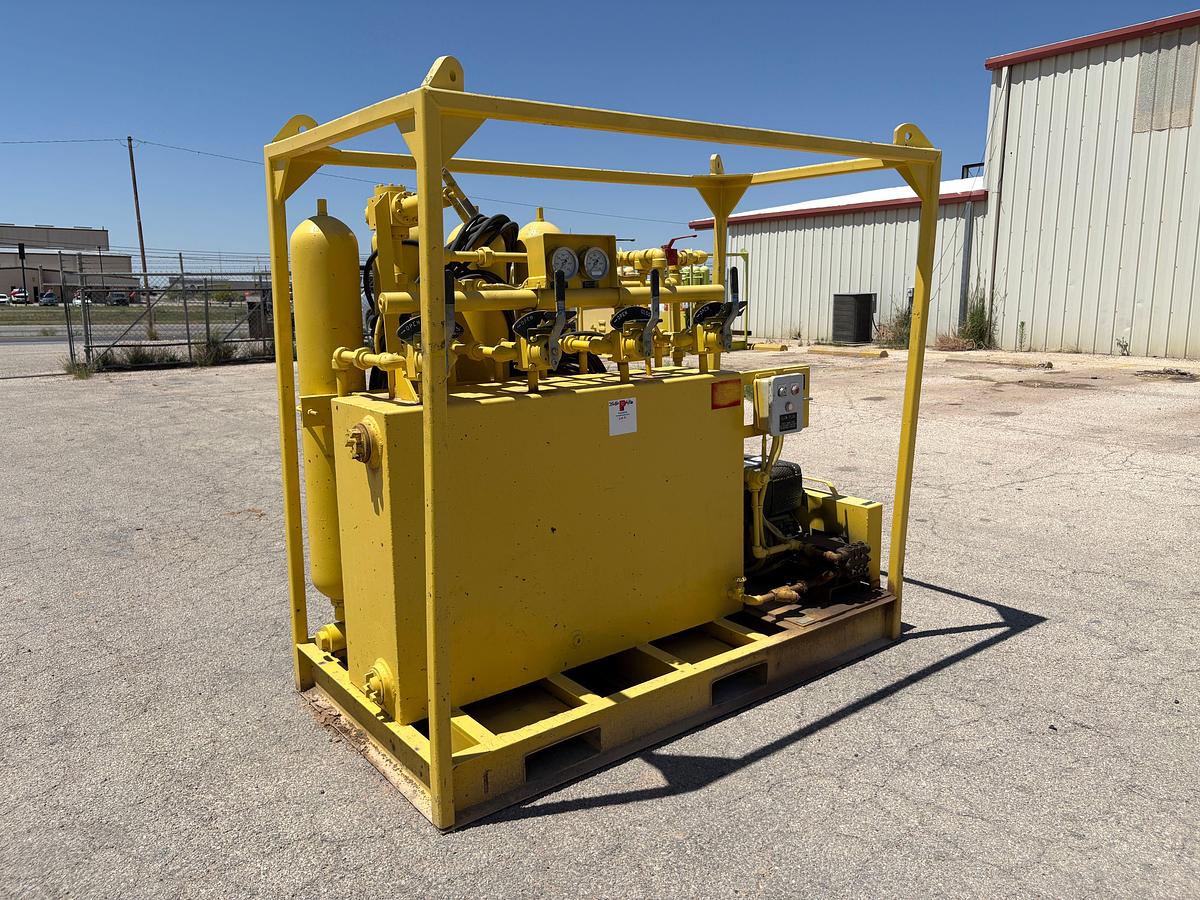 Used Meyer 4-station closing unit, skidded