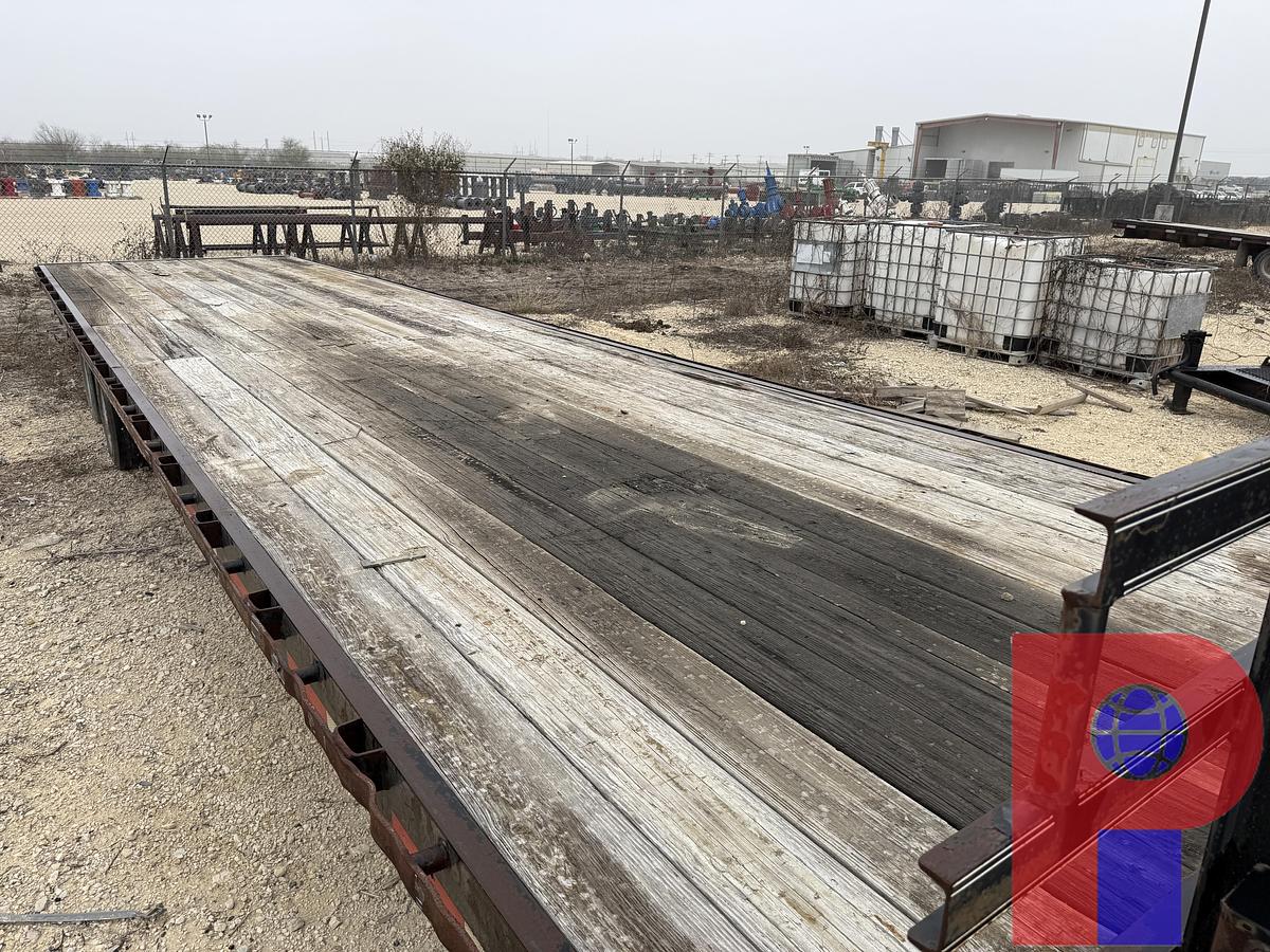 Used 2012 TRAIL MASTER 35’ X 102” FLEX T/A DUAL WHL GOOSENECK TRAILER