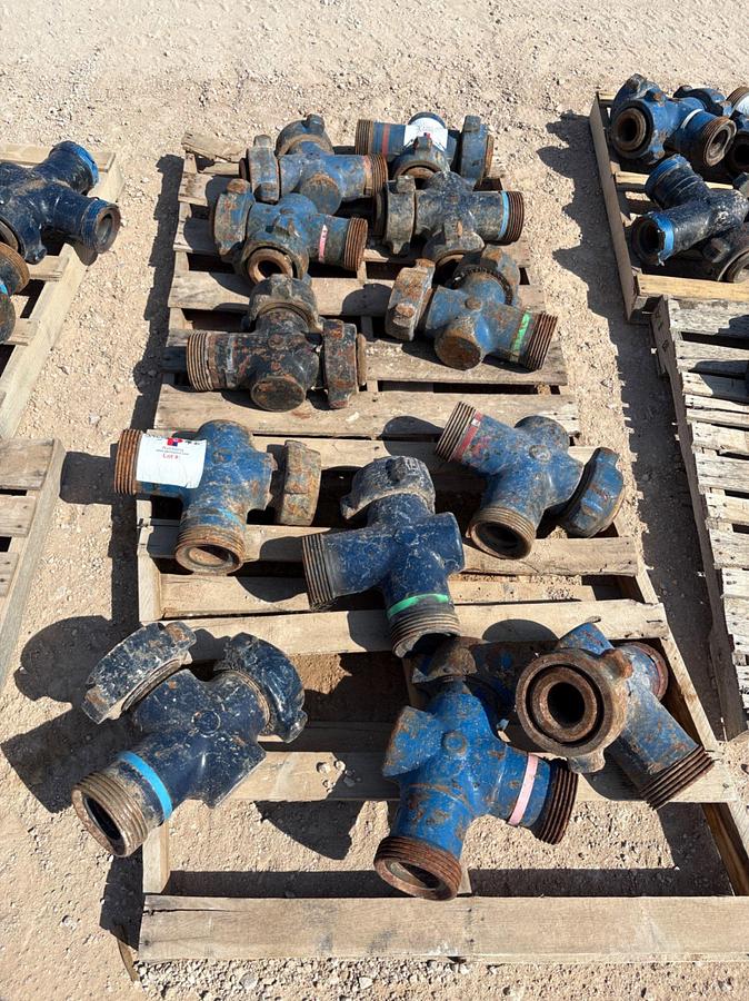 Used (12x$) 3” 1502 “T” fittings