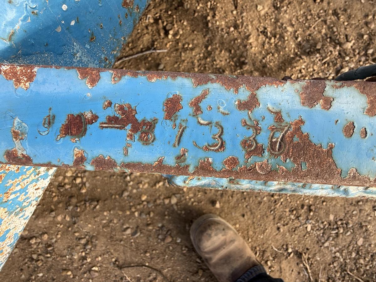 Used 10’ T/A 2-STATION BUMPER PULL ACCUMULATOR TRAILER