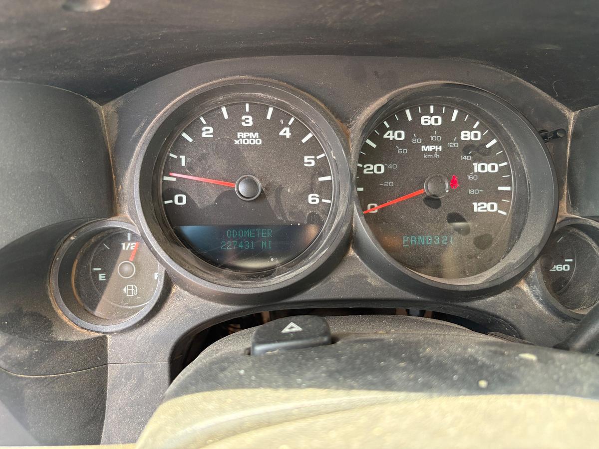 Used 2010 GMC SIERRA 1500 CREW CAB PICKUP TRUCK