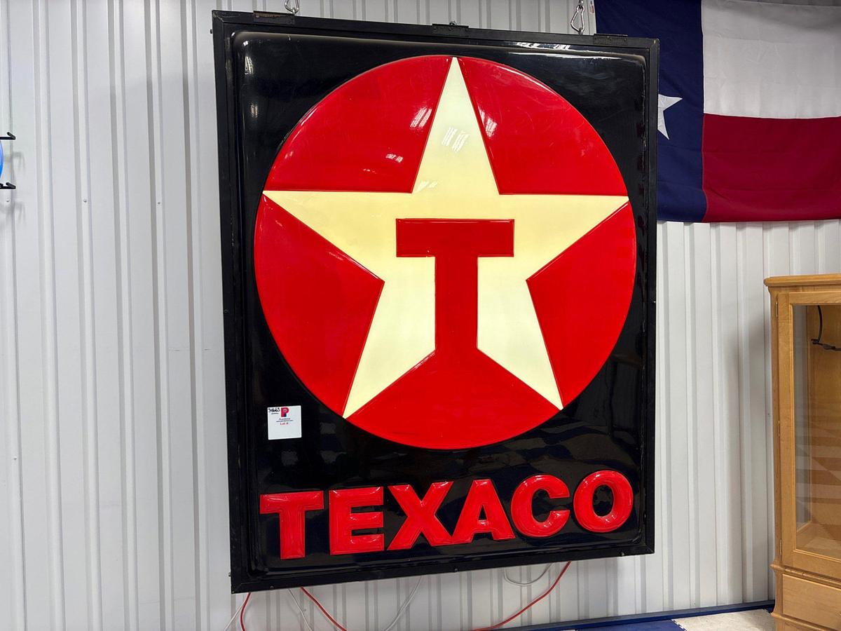 Used 7.5’H x 6’W Light-Up TEXACO sign