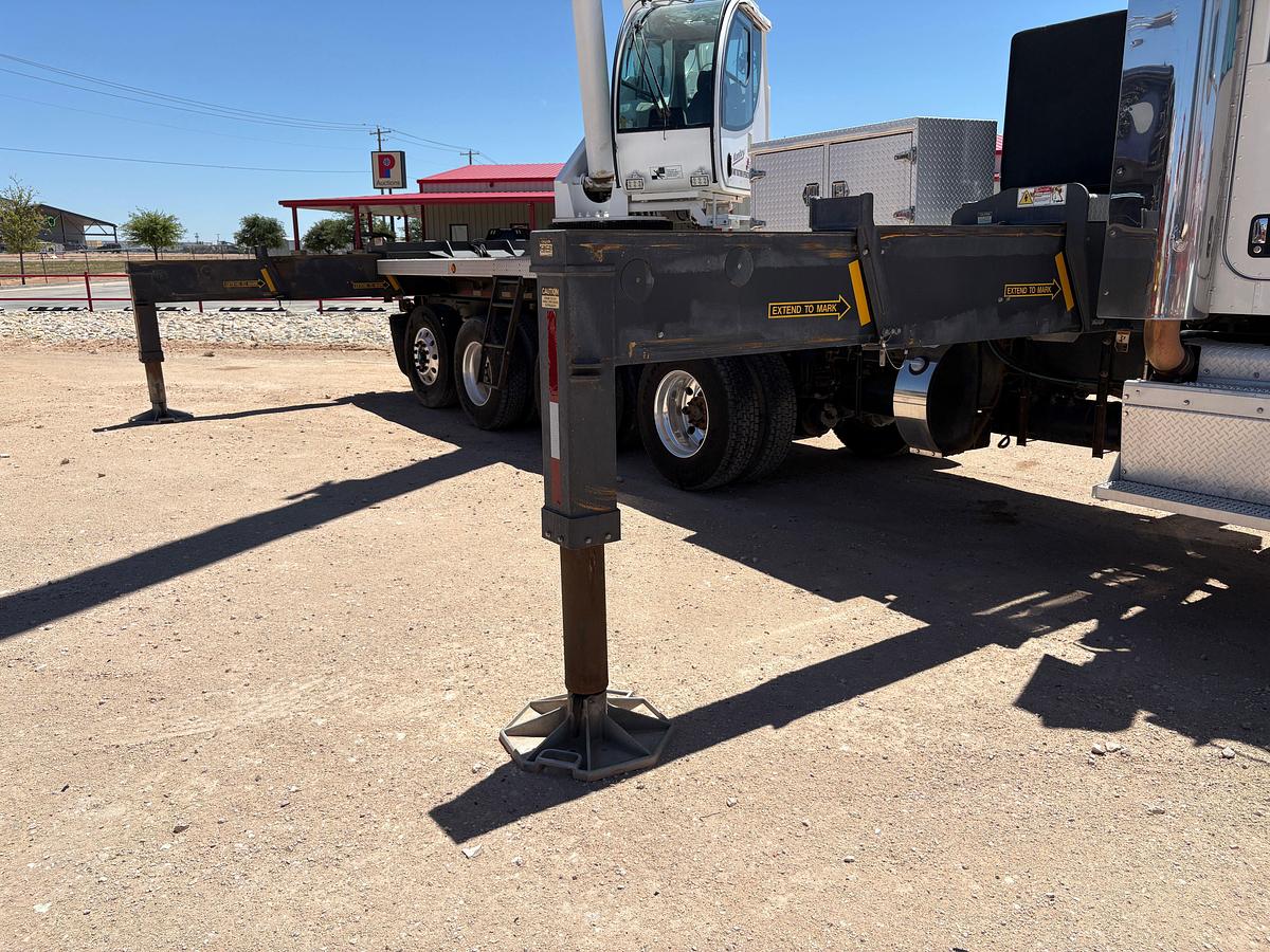 Used MANITEX 50155SHL 50-TON CRANE MTD ON 2013 PETERBILT 367 DAYCAB TRUCK