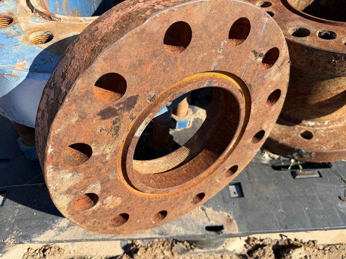 Used PALLET W/ (3) HALL STRIPPER HEADS, (1) GUIBERSON STRIPPER HEAD, (1) 7-1/16” X 4-3/4” DSA FLANGE, (2) THREADED FLANGES