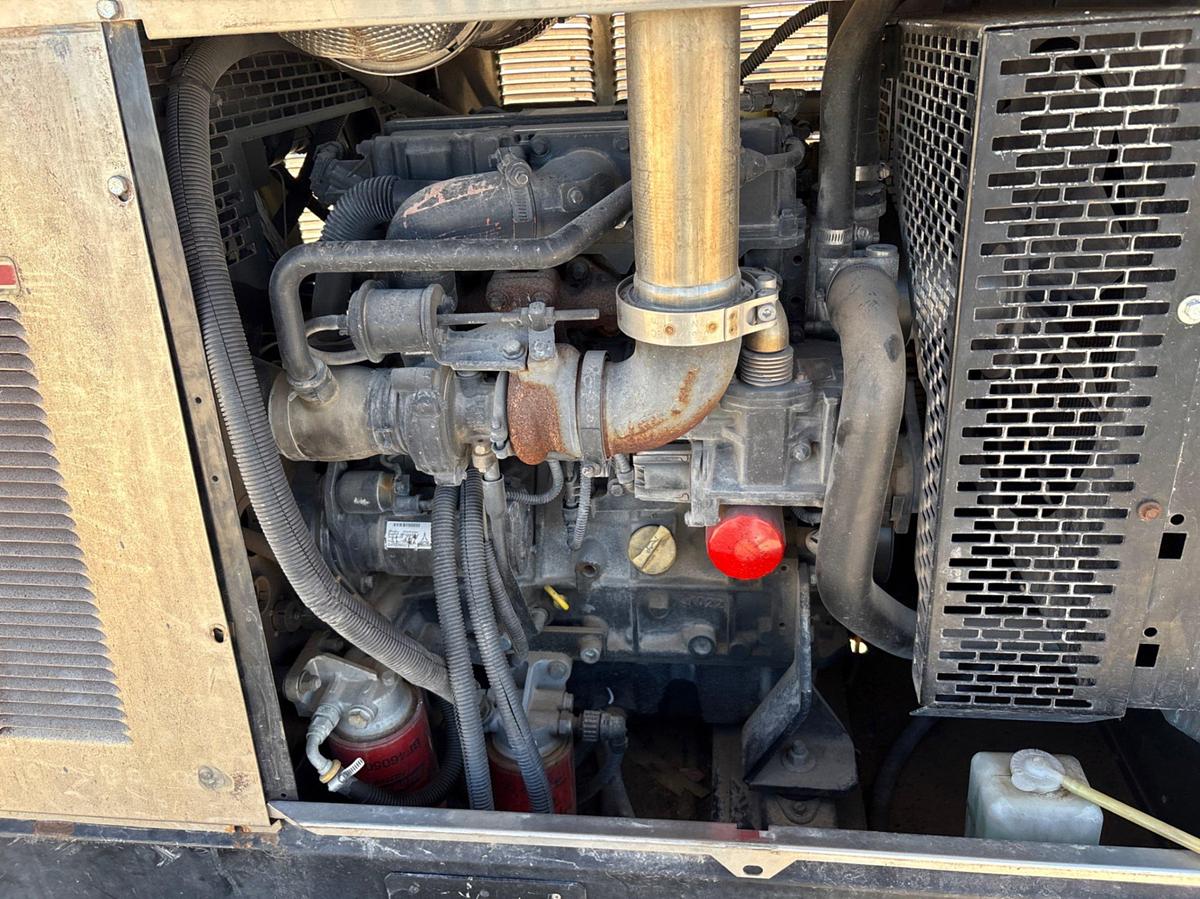 Used Lincoln Electric Vantage 549 Welding Machine