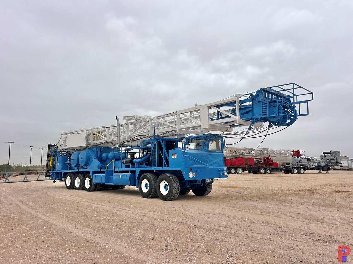 Used SJ PETROLEUM DD 104’-225K 5-AXLE WELL SERVICE WORKOVER RIG