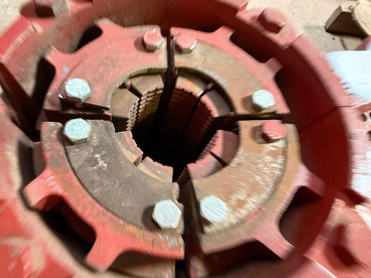 Used KEYSTONE YT 75-TON SLIP TYPE ELEVATOR