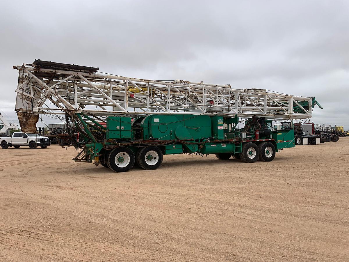 Used FRANKS 4-AXLE DOUBLE DRUM DRWKS WELL SERVICE RIG (96'x215K MAST)