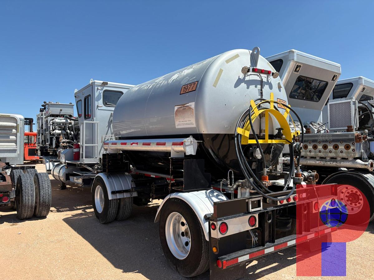 Used 2012 UE  43' T/A 665 HP NITROGEN TRIPLEX PUMP TAILER