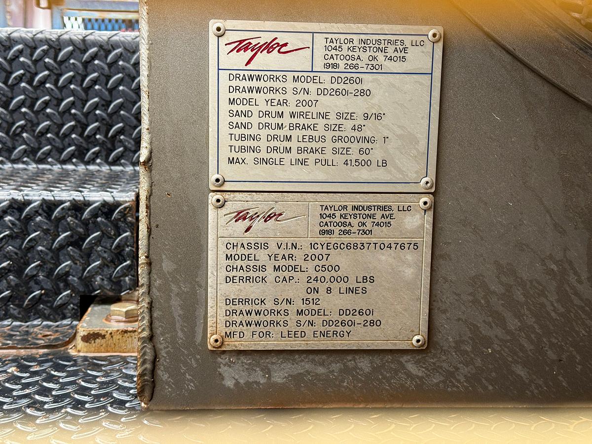 Used 2006 TAYLOR C500 DD 104'-240K 5-AXLE WELL SERVICE WORKOVER RIG
