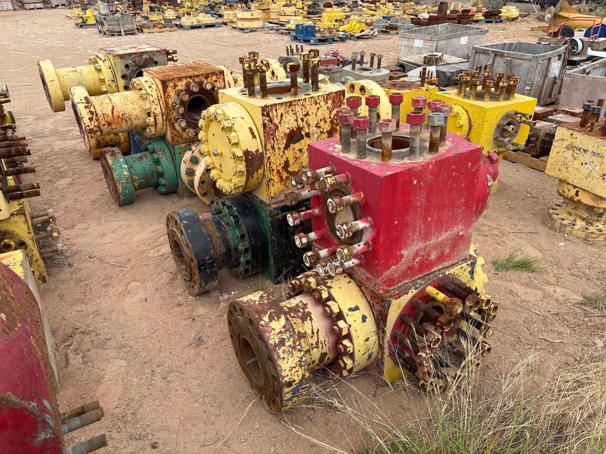 Used (8) 7-1/16” 3-way & 4-way fluid crosses