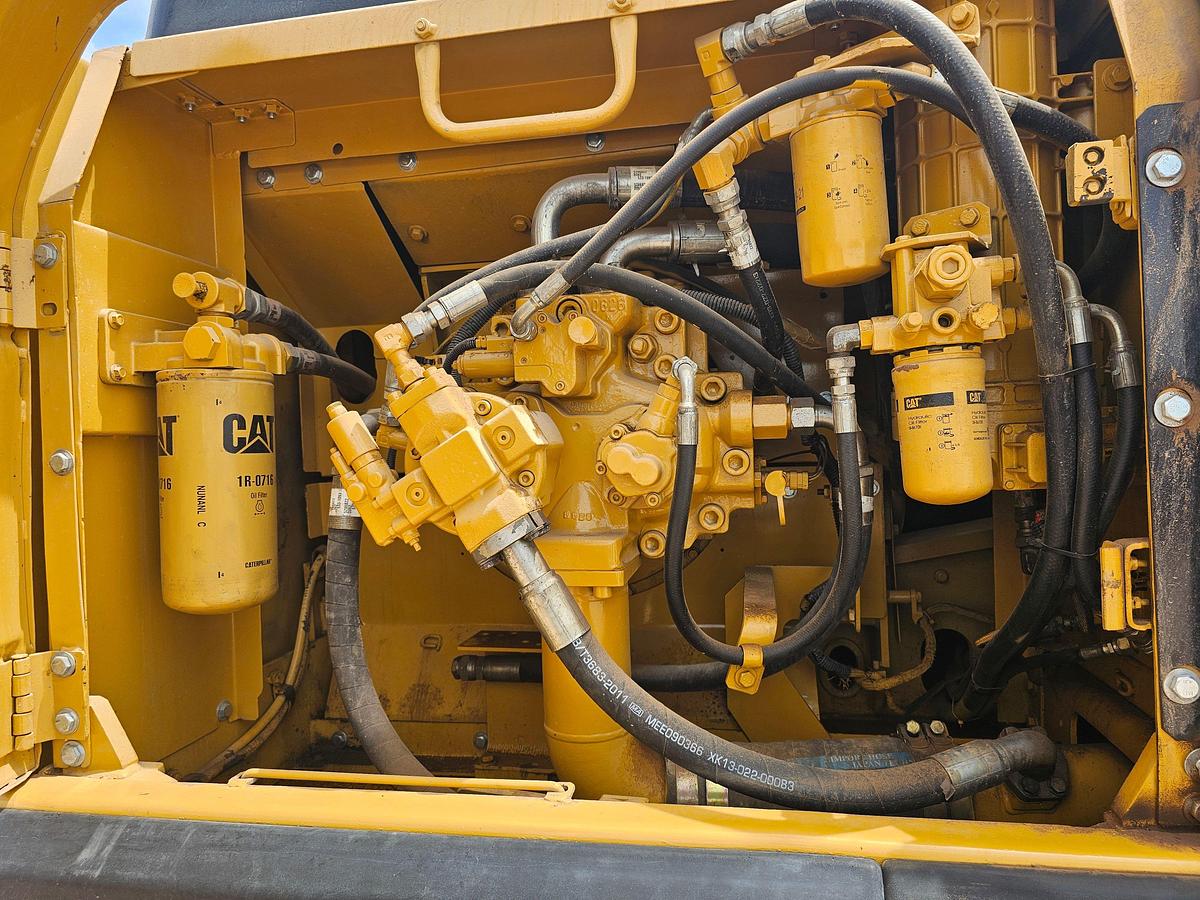Used 2022 CATERPILLAR  336D2 CRAWLER EXCAVATOR