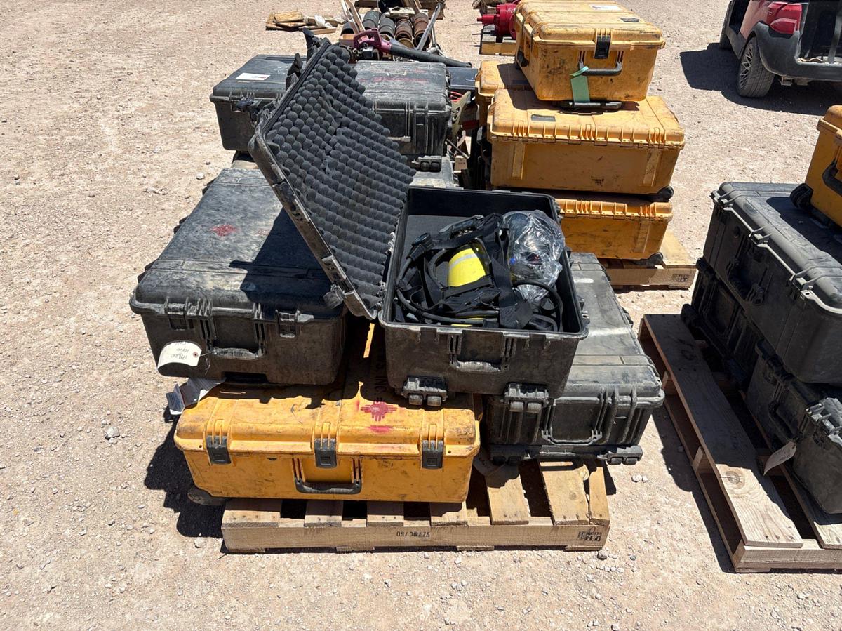 Used (5) SCBA TANKS & MASKS W/ PELICAN CASES